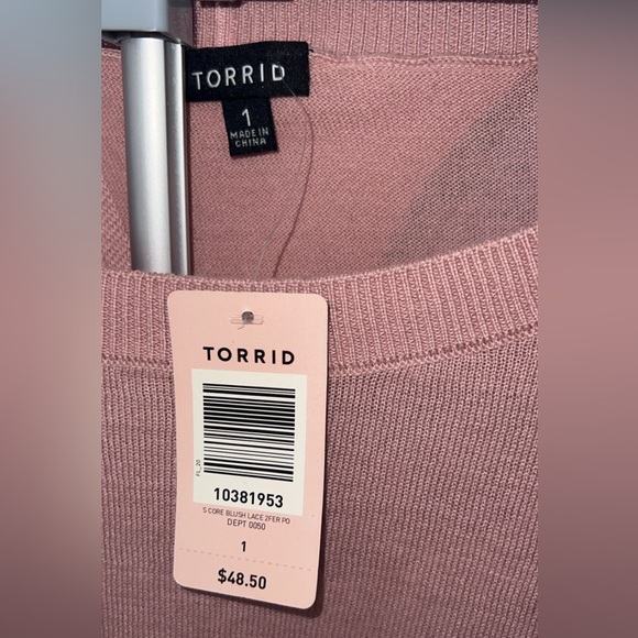 Torrid- Pink Lace Hem Women's Top - Picture 6 of 6